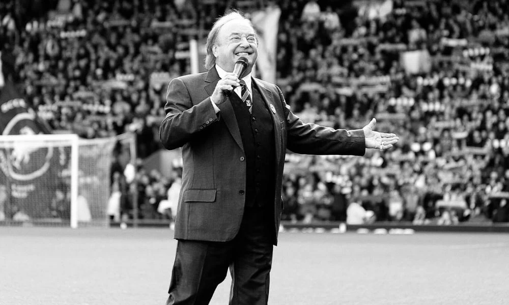 «You ‘ll never walk alone»: Σίγησε για πάντα η φωνή που σφράγισε την Λίβερπουλ